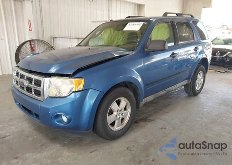 2009 Ford Escape Xlt z USA, uszkodzony, nr VIN 1FMCU03719KA63020